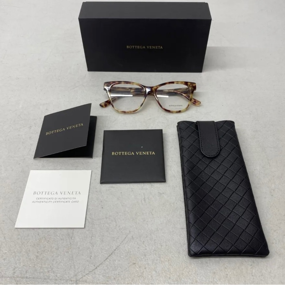 Bottega Veneta Glasses 👓